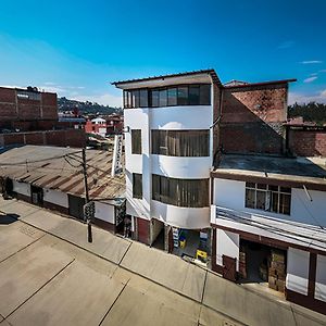 Hostal California Chachapoyas Exterior photo