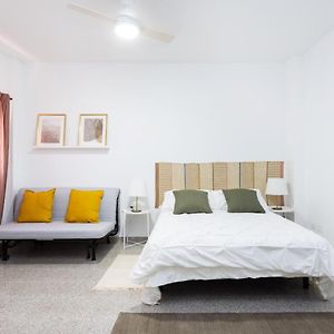 Eden Rentals B01 Surfy Stylish Bed&Coffee Room Granadilla De Abona Exterior photo