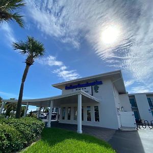 Seahorse Oceanfront Inn Neptune Beach Exterior photo