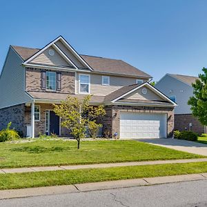 Indianapolis Home With Patio And Community Pool! Exterior photo