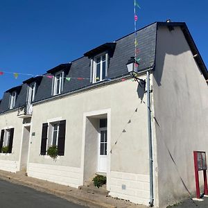 Gite Le Clos Saint Loup 1 La Jaille-Yvon Exterior photo