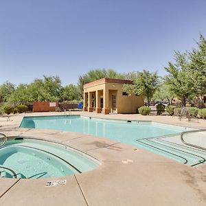 Central Tucson Condo With Community Pool And Hot Tub! Exterior photo