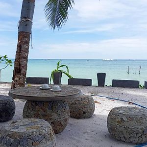 Watuduya Resort By The Lavana Tanjung Tinggi Beach Exterior photo