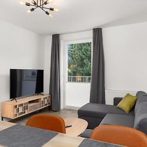 Cassel Lofts - Komfortable Wohnung Fur 4 Mit Balkon Nahe Vw-Werk Exterior photo