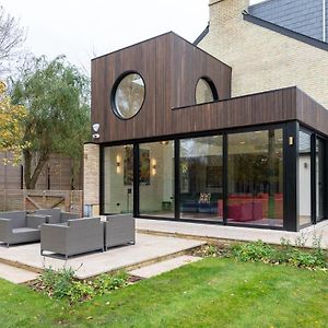Luxury Living: Contemporary Breathtaking Home With Expansive Garden Haven Teversham Exterior photo