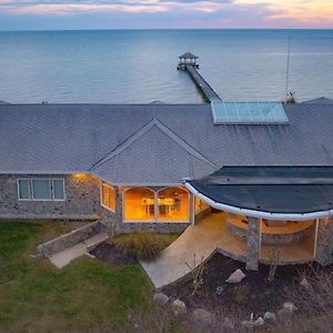 Bay House By Avantstay Waterfront Pier Pond Ridge Exterior photo