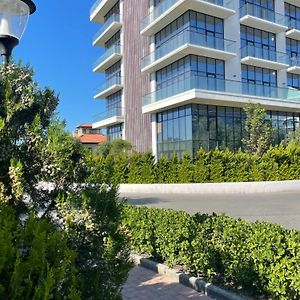 Sea Breeze Apartments Lighthouse Baku Exterior photo