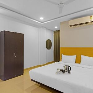 Super Townhouse 862 Che Sigma Hotel Hyderabad Exterior photo