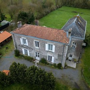 La Maison Benastre Saint-Etienne-de-Corcoue Exterior photo