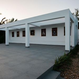 White Beach House - Kigamboni Kimbiji Exterior photo