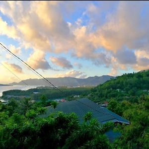 Mountain Apartments X4 Anse Etoile Exterior photo