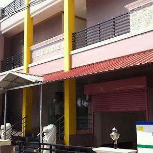 Jaya Bharathi Lodge Kuzhittura Exterior photo