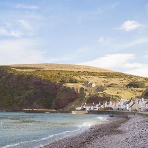 The Wee House Villa Pennan Exterior photo