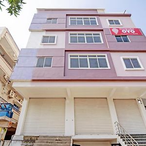 Oyo Sriman Stay Inn Hyderabad Exterior photo