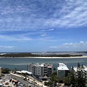 #803 Pumicestone Blue - Views With Rooftop Pool! Caloundra Exterior photo