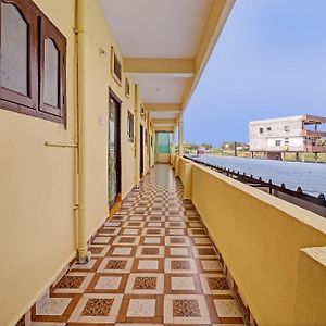 Oyo Hotel Akruthi Grand Hyderabad Exterior photo