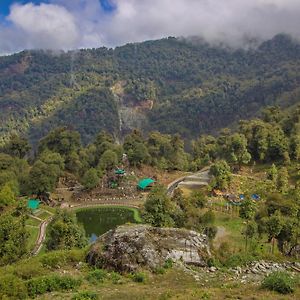 Oyo Hotel Kanchanjangha Pelling Exterior photo