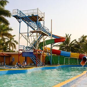 Hotel Partenon Beach La Ceiba Exterior photo