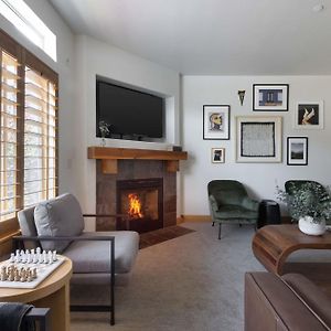 Douglas By Avantstay Charming Townhouse Mins From Deer Valley Resort Park City Exterior photo