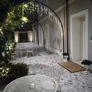 Le Case Cavour Hotel Ravenna Exterior photo