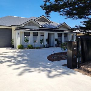 Hampton On Washington - Free Wifi And Netflix Bed & Breakfast Goolwa Exterior photo