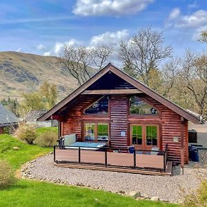 Glen Clova Lodges Inchmill Exterior photo