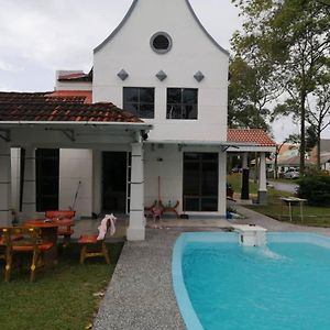 Hilal Sofia 933Villa Dfaro, Afamosa Resort Malacca Alor Gajah Exterior photo