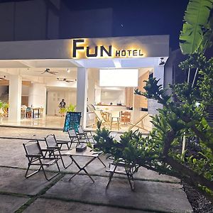 Fun Hotel Panglao Exterior photo