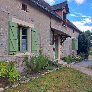 Chez Nous Bed & Breakfast Brigueil-le-Chantre Exterior photo