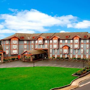 Four Points By Sheraton Victoria Gateway Exterior photo