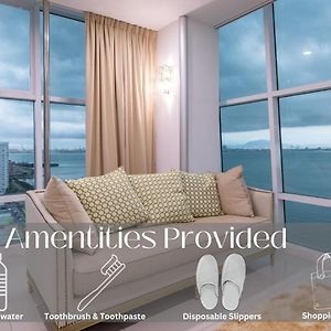 Loft Seaview Suite 3 Bedroom By The Only Bnb Jelutong Exterior photo