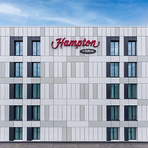 Hampton By Hilton High Wycombe Hotel Exterior photo