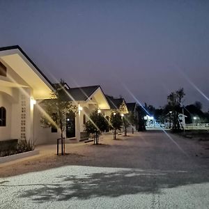 Numhom Resort Ban Nong Chum Saeng Exterior photo