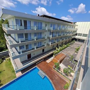 Dafam Resort Belitung Tanjungbinga Exterior photo