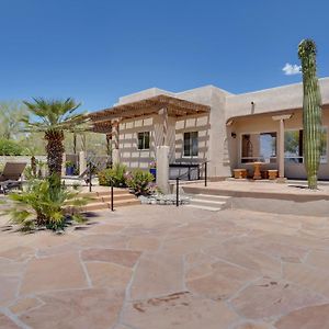 Updated Tucson Home With Panoramic Mtn Views And Pool! Exterior photo