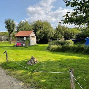 Unique 70S Caravan, Calm And Relaxed Les Cresnays Exterior photo