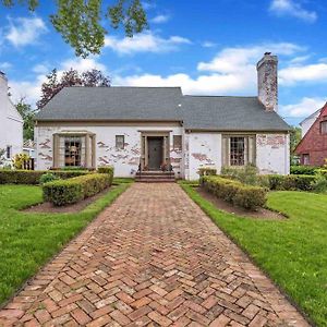 Serene Stay - Stylish House Close To Nyc Paterson Exterior photo