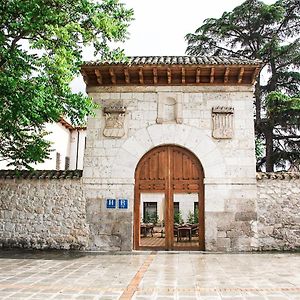 Azz Penafiel Las Claras Hotel & Spa Exterior photo