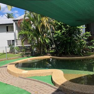 Coral Reef Resort Cairns Exterior photo