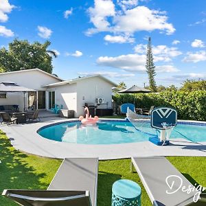 Private Pool Home With Lovely 4Br & 2 Bath Dania Beach Exterior photo