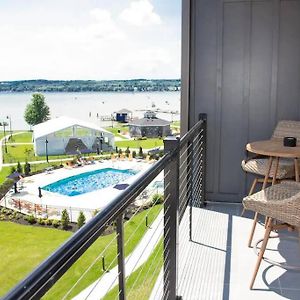 New Lakeview Condo With Hot Tub And Pool Canandaigua Exterior photo