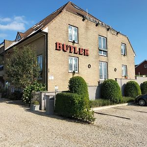 Boutique Hotel Butler Zuienkerke Exterior photo