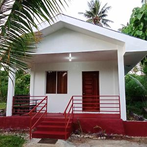 Bayay Ni Nanay Bed & Breakfast In Magpupungko Beach Road Pilar  Exterior photo