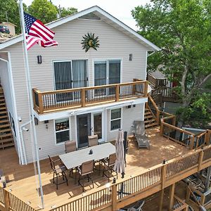 Views! Lakefront Family Home - Swim Dock - 3 Decks Osage Beach Exterior photo