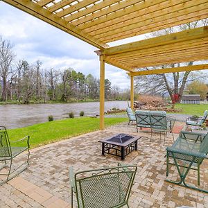 Riverfront Tennessee Retreat With Patio And Boat Ramp! Elizabethton Exterior photo