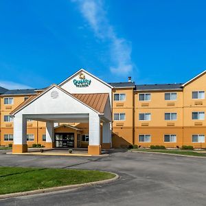 Quality Inn & Suites Bay City Exterior photo