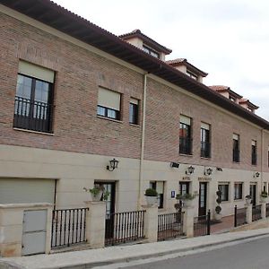 Casa Martin Hotel Poza de la Sal Exterior photo