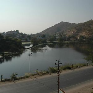 Garden View Hotel Nathdwara Exterior photo