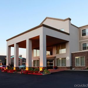 Four Points By Sheraton Portland East Exterior photo