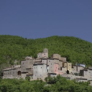 Castello Di Postignano Relais Hotel Sellano Exterior photo